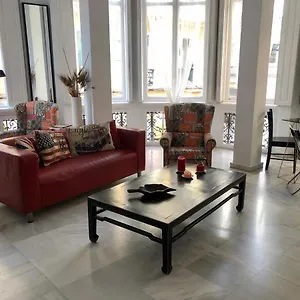 https://echegaray-suites-malaga.es-andalucia.com